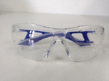 Clear eyewear